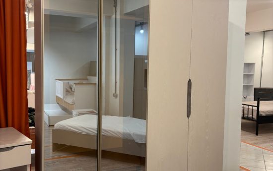 Cam Kapaklı Dolap
